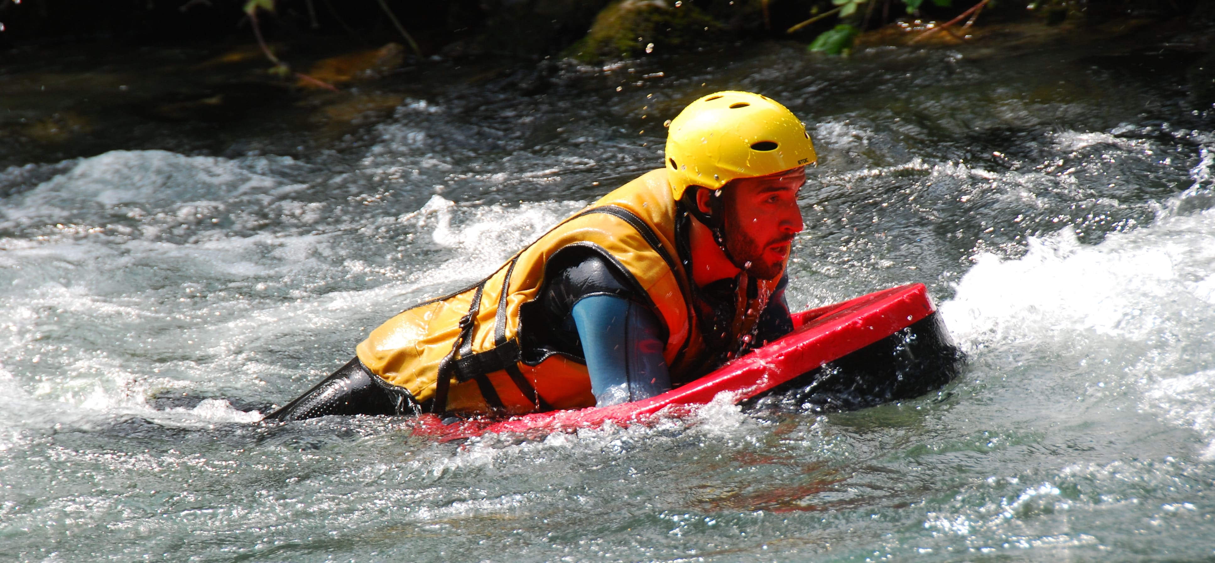 hydro speed ou luge d'eau